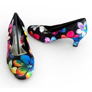 Angel Flex Black Vibrant Colors Tropical Floral Heels Closed Toe Pumps 9.5W
